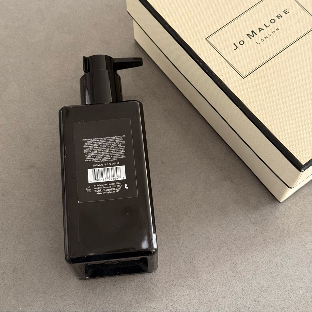 Brand NEW | Jo Malone Myrrh & Tonka Body & Hand Wash - Picture 3 of 3
